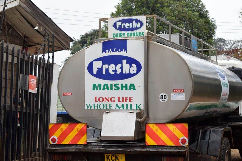 Dairy farmer in Githunguri taking milk to a GDFCS collection centre in Kiambu Kenya